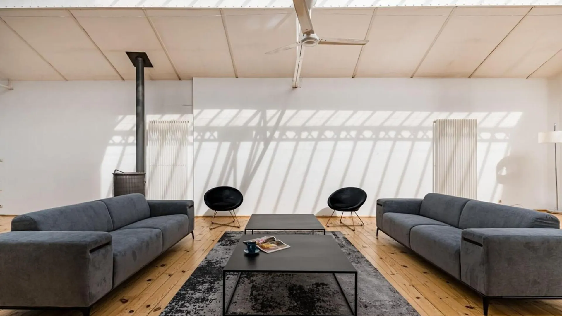 Zeus Loft 400M² 6Rms 6Br Hypercentre Apartment Saint-Etienne  0*, Saint-Etienne (Loire)