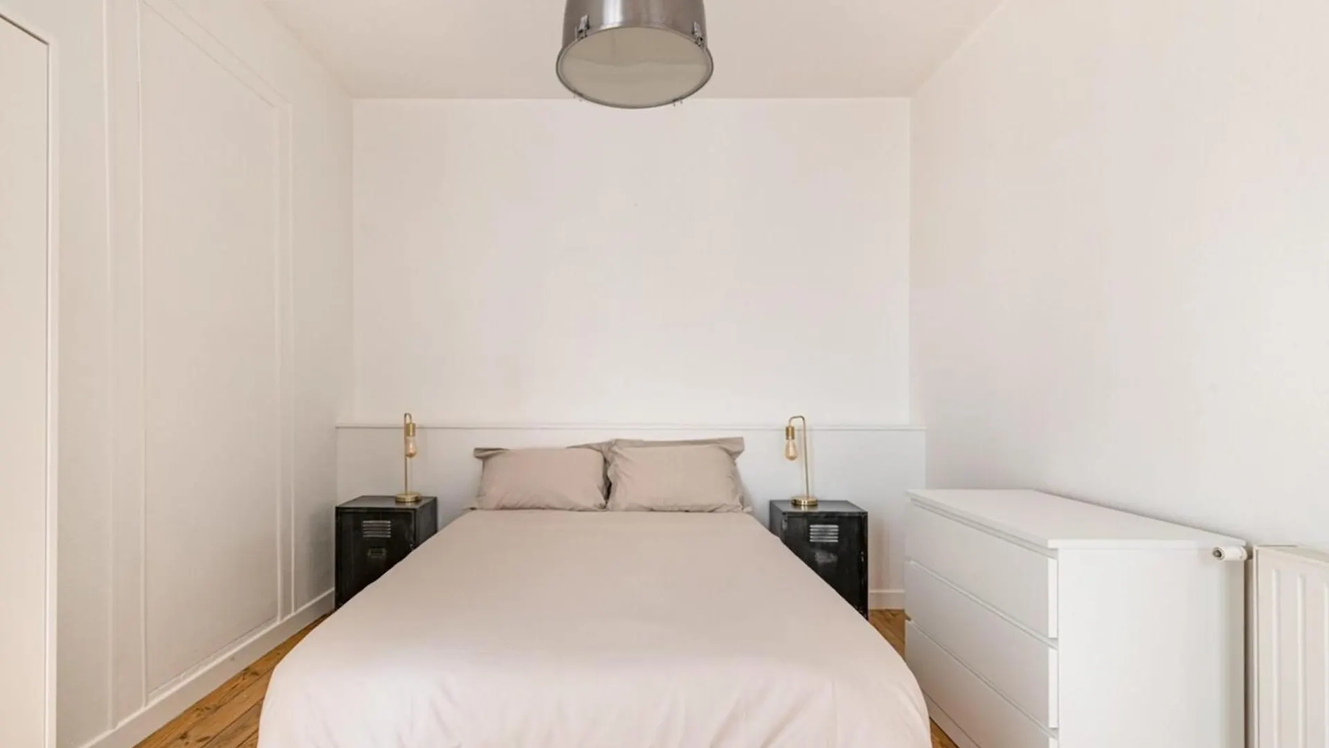 Zeus Loft 400M² 6Rms 6Br Hypercentre Apartment Saint-Etienne  0*, Saint-Etienne (Loire)