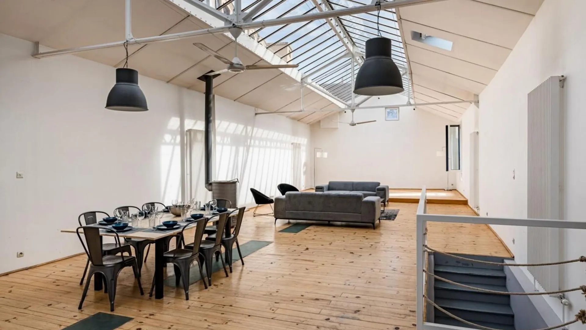Zeus Loft 400M² 6Rms 6Br Hypercentre Apartment Saint-Etienne  France